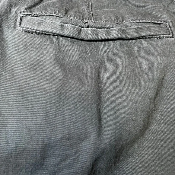 Old Navy Lived In Straight Cargo Shorts Mens 38 Grey Built In Flex Pockets - Picture 13 of 16